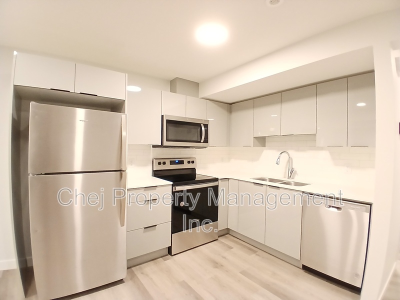 Edmonton Condo: 3479 Kulay Green SW