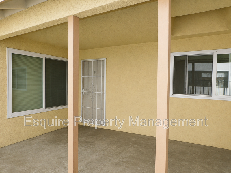 OXNARD Condo: 231 CHESTER WAY
