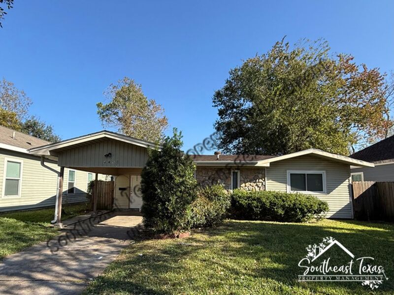 Beaumont House: 4455 S 5th Street