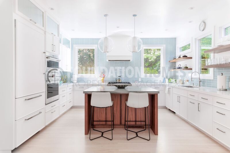 Mill Valley House: 134 Yale Ave