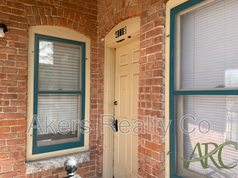 Pueblo Condo: 411 W 11th St