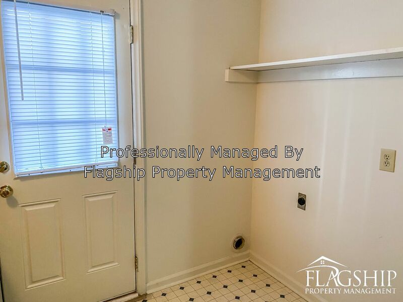 Request a Viewing for 714 Patton Circle, Apt 17 Tenant Turner