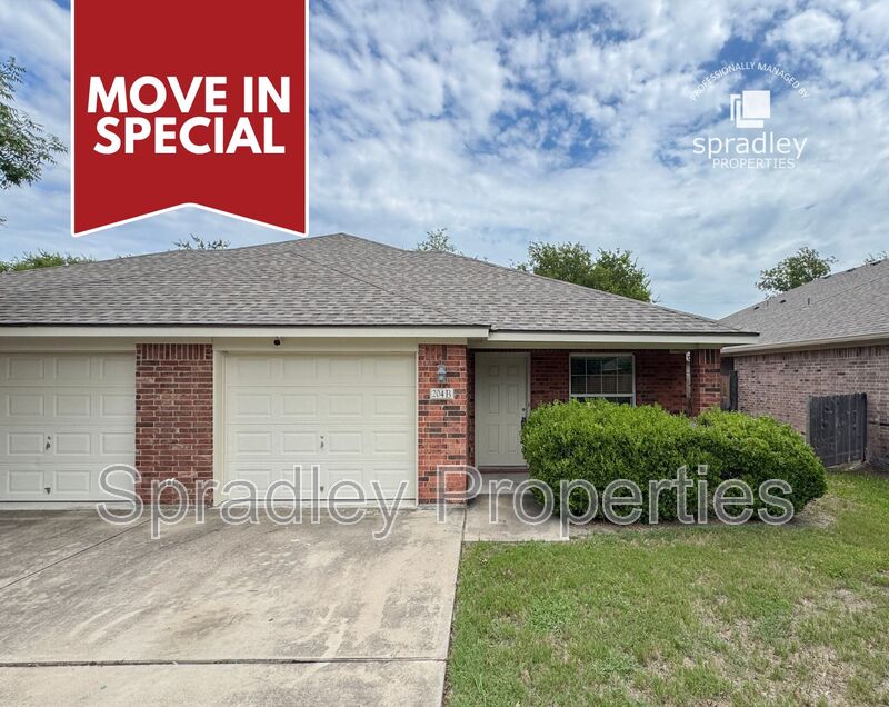 Temple Condo: 204B Andy Ln