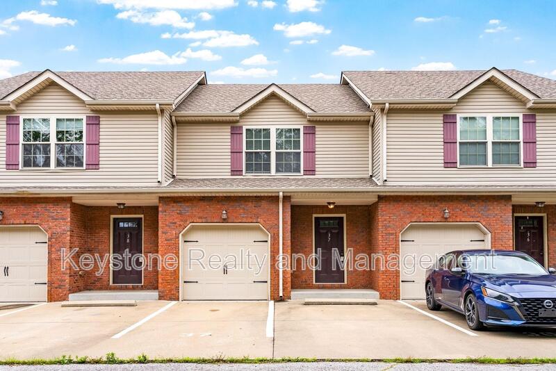 Unit 5
Clarksville Townhome: 770 Needmore Road