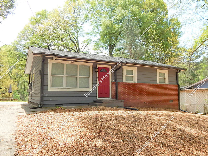 Atlanta House: 2579 Abner Pl NW