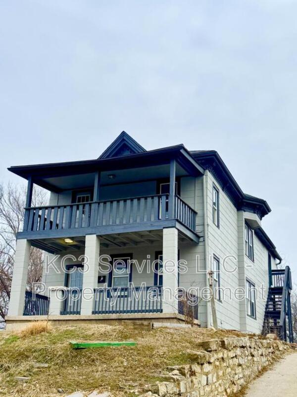 Kansas City House: 129 Brooklyn Ave