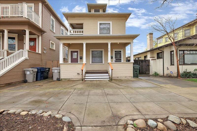 Sacramento House: 2108 I St