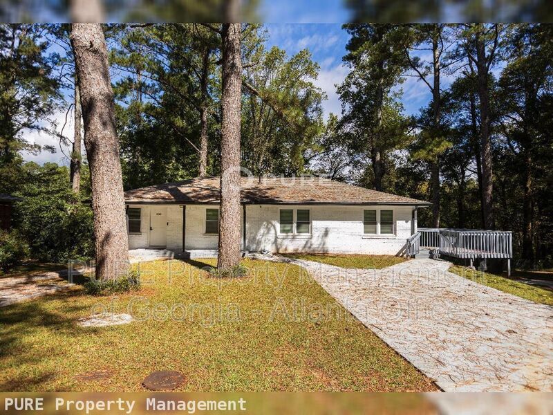 Mableton Condo: 1138 Gerald Pl SW