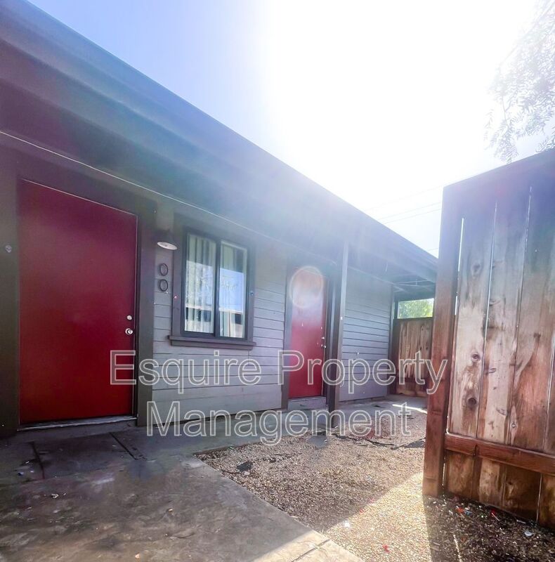 OXNARD Condo: 309 HILL