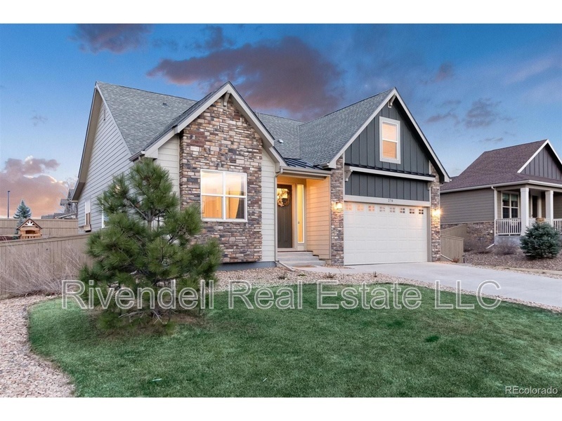 Castle Rock House: 278 Calhoun Circle