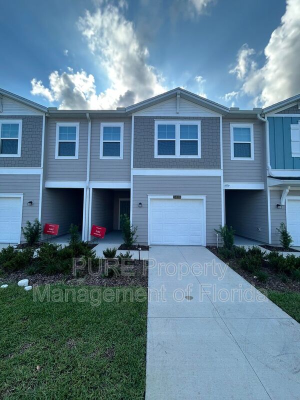 Ocala House: 3484 SE 37th Court
