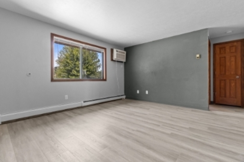 Green Bay Condo: 1530 Moraine Terrace - 2