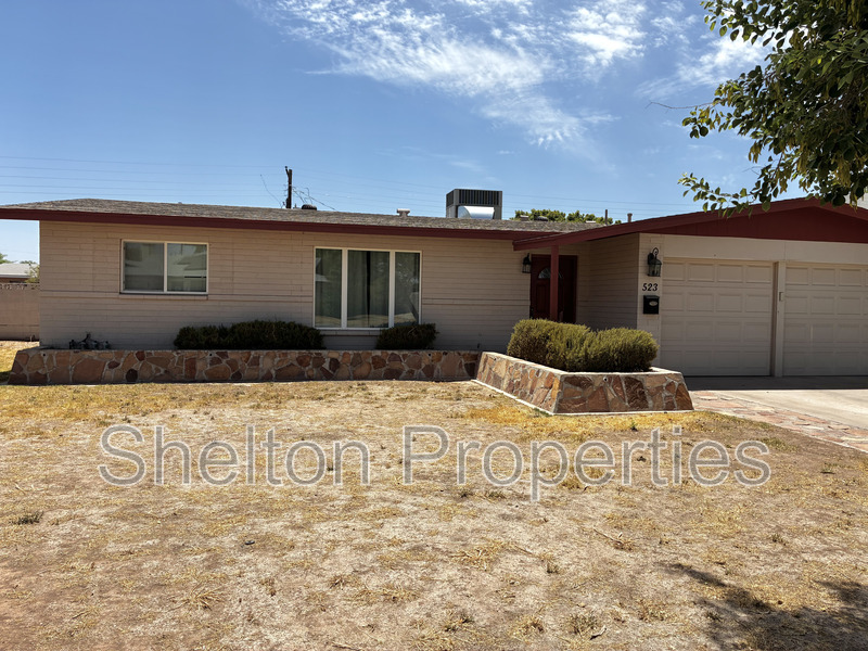 Tempe House: 523 E Malibu Dr