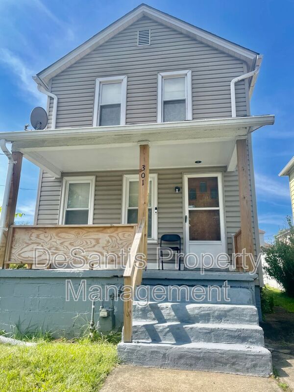 Aliquippa House: 301 Wykes Street