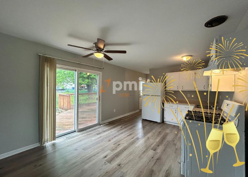 Schererville House: 7724 Mount St