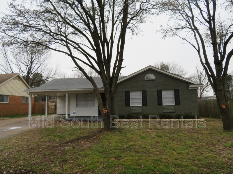 Memphis House: 3265 Harvester Ln
