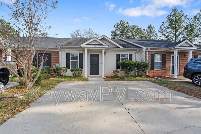 North Augusta Townhome: 59 Leigh Place