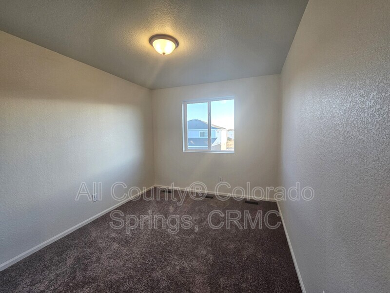 Main Rental Photo 18