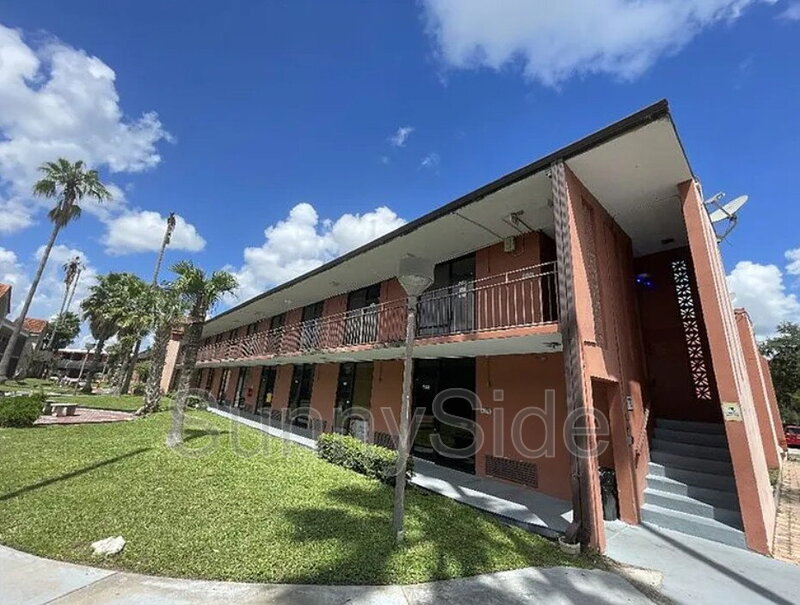 Orlando Condo: 8421 South Orange Blossom Trail