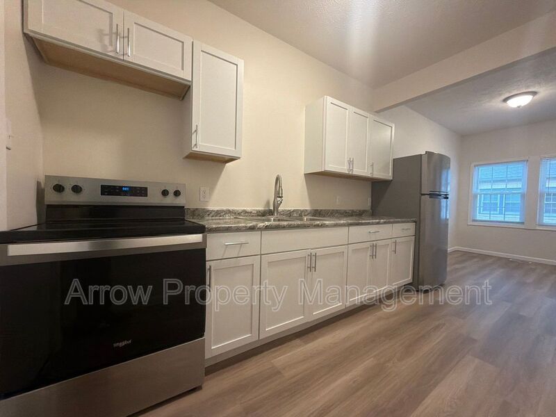 Lincoln Condo: 1522 D Street