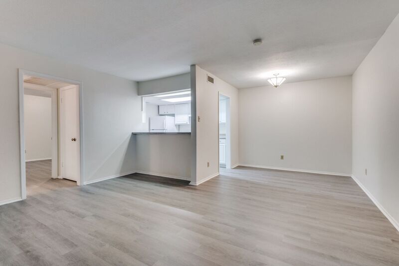 Dallas Condo: 12816 Midway Rd