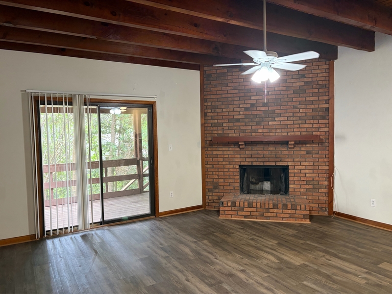 Tallahassee Townhome: 3740 Donovan Drive Apt B - 1
