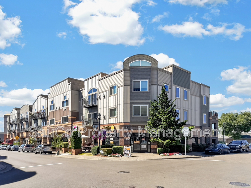 Portland House: 15325 Northwest Central Drive