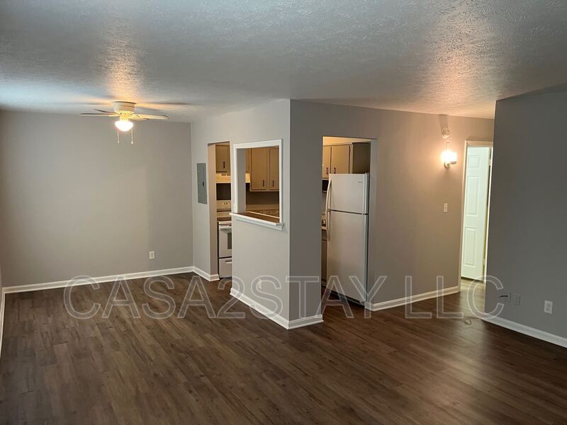 Louisville Condo: 4915 Saddlebrook Lane