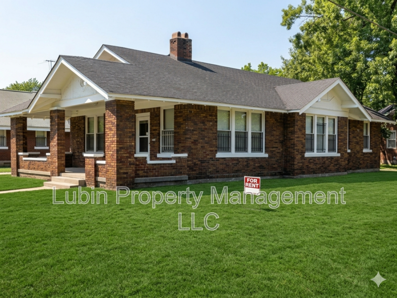 Memphis House: 1535 S Wellington St