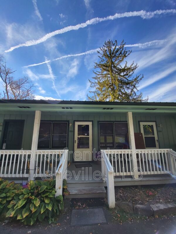 Waynesville Condo: 104 Mississippi Avenue