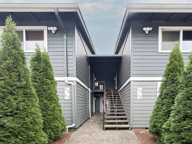 Springfield Condo: 5495 A Street - 62