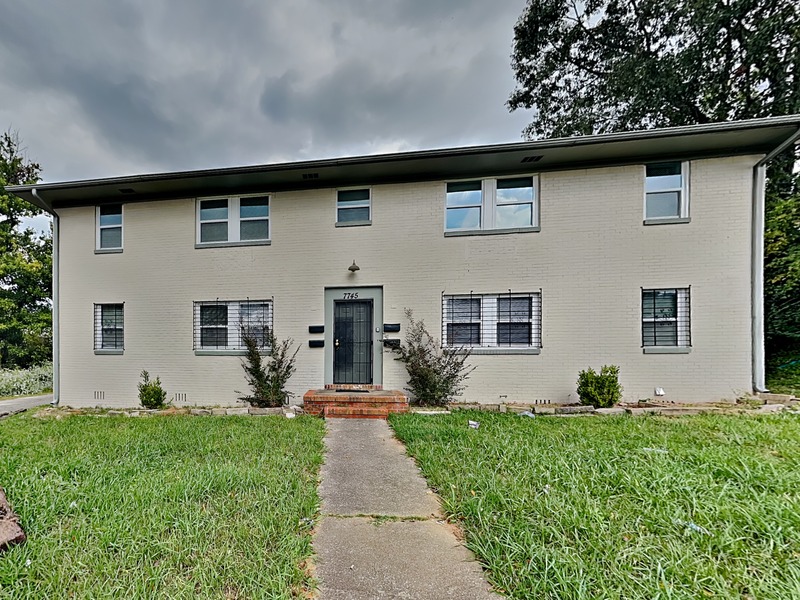 Birmingham Condo: 7745 Madrid Ave