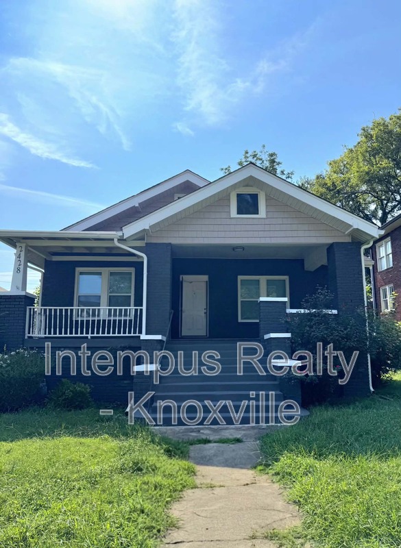 Knoxville House: 2428 Linden Ave