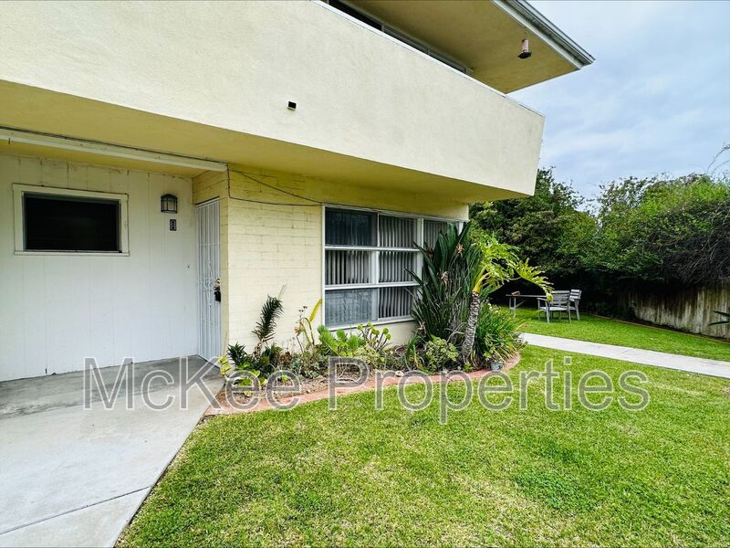 San Diego Condo: 907 Hayes Avenue