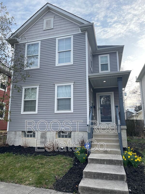 Columbus House: 254 N. 21 Street