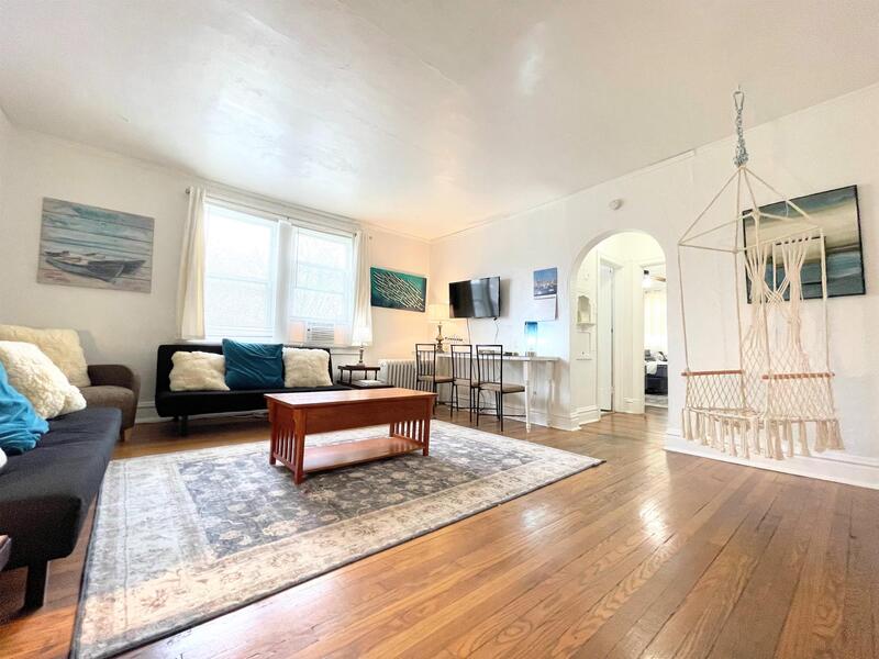 St Louis Condo: 6649 Berthold Ave