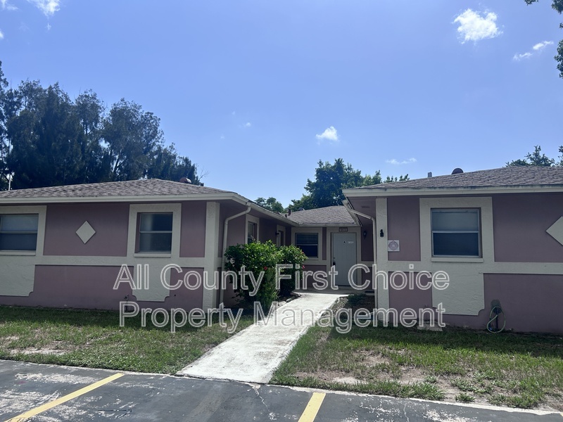 Dunedin Condo: 3071 Park Ln