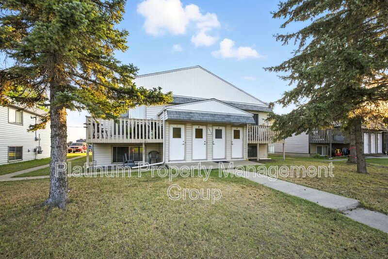 Olds House: 4817 52 Street