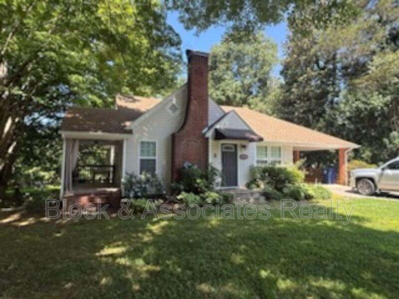 Randleman House: 1214 S Main Street