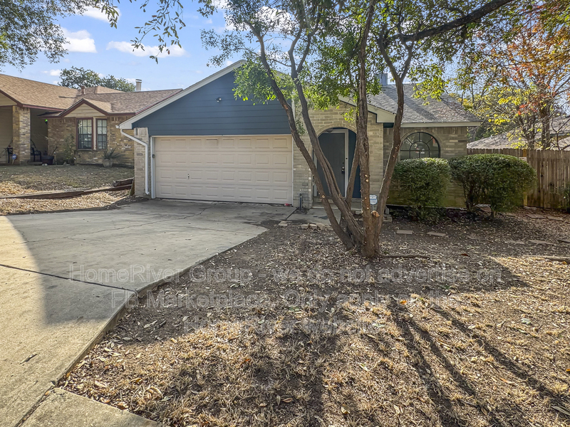San Antonio House: 6042 Broadmeadow
