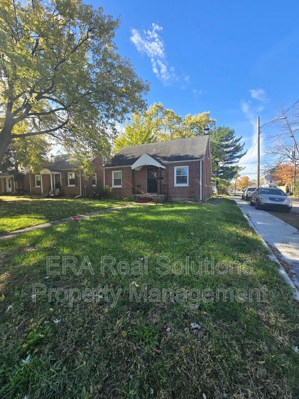 Columbus House: 541 Butler Ave