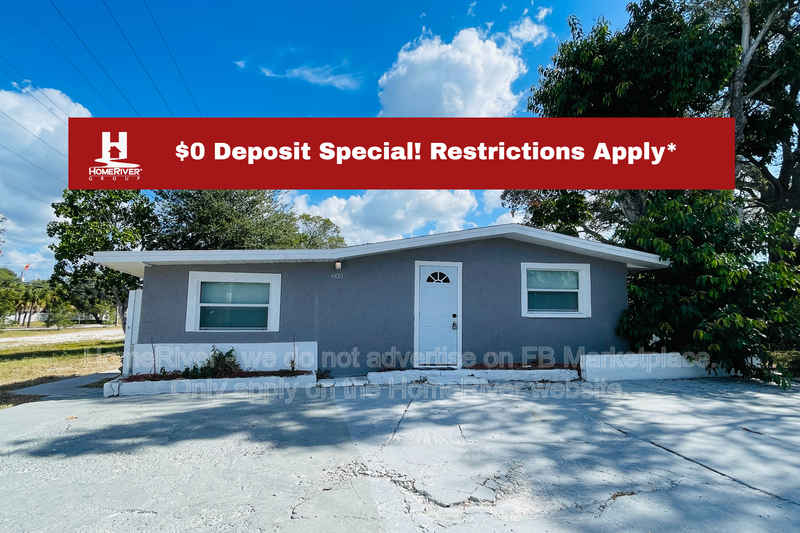 Tarpon Springs House: 605 S Disston Ave