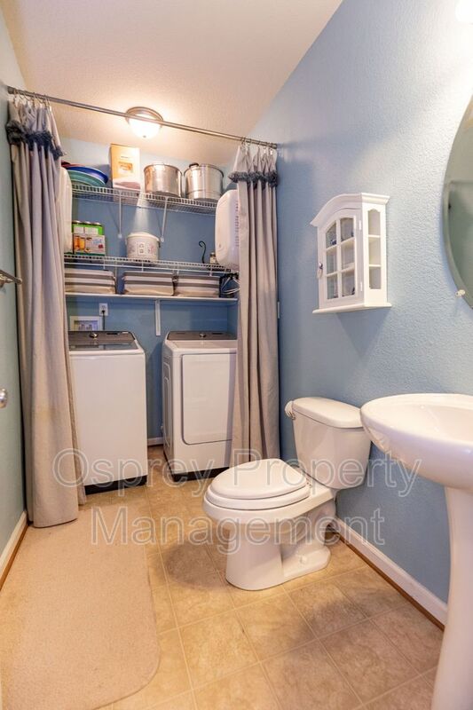 Stunning home across from the bay!!! - Photo 30