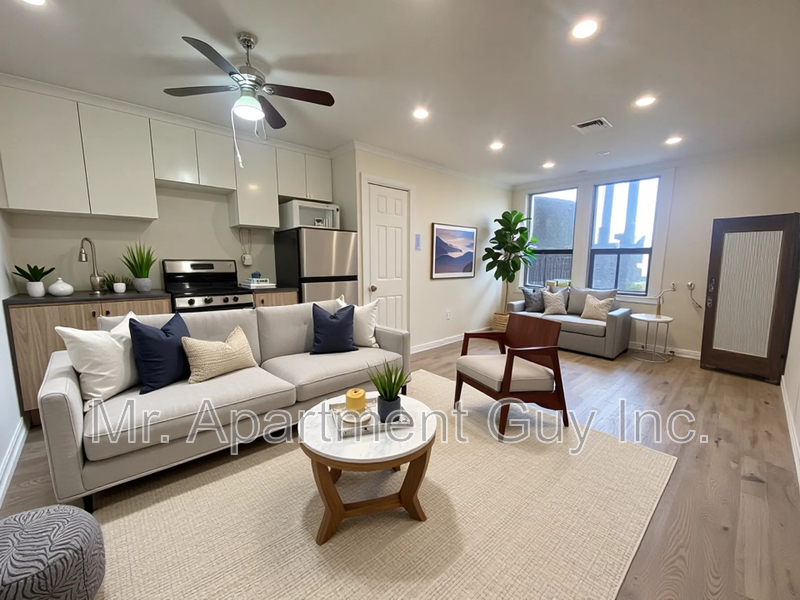 Hamilton Condo: 44 Victoria Avenue South