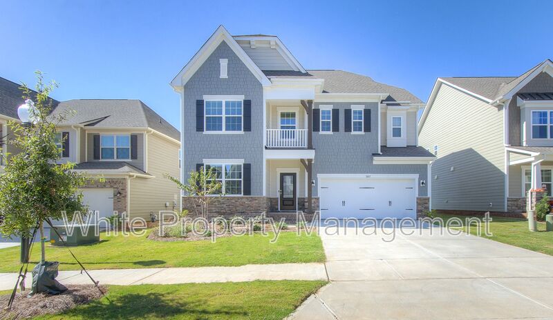 Waxhaw House: 1043 Winnett Drive