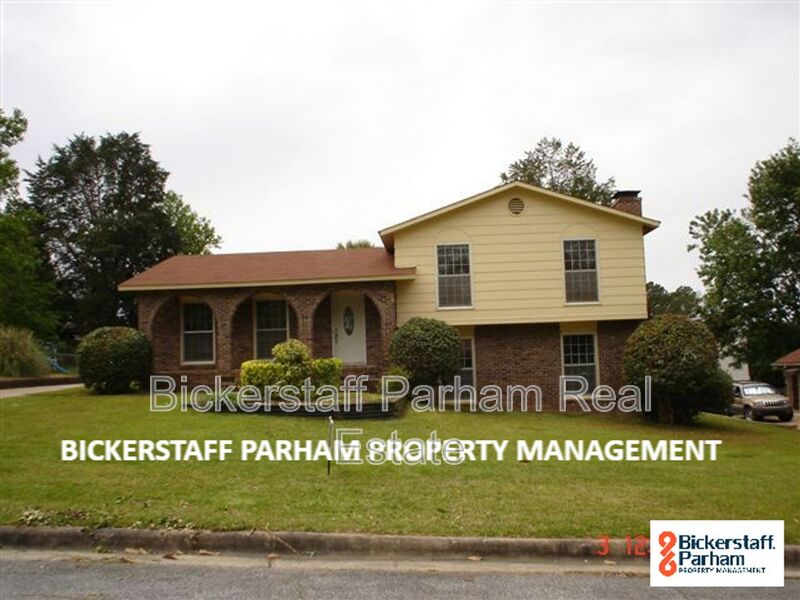 Columbus House: 6160 Candlestick Loop