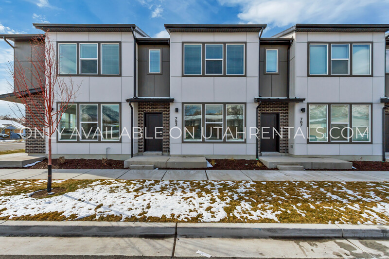 Springville Townhome: 793 S 75 E