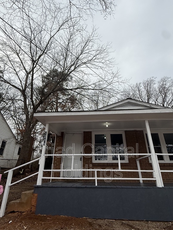 Winston Salem Condo: 1206 Gholson Ave