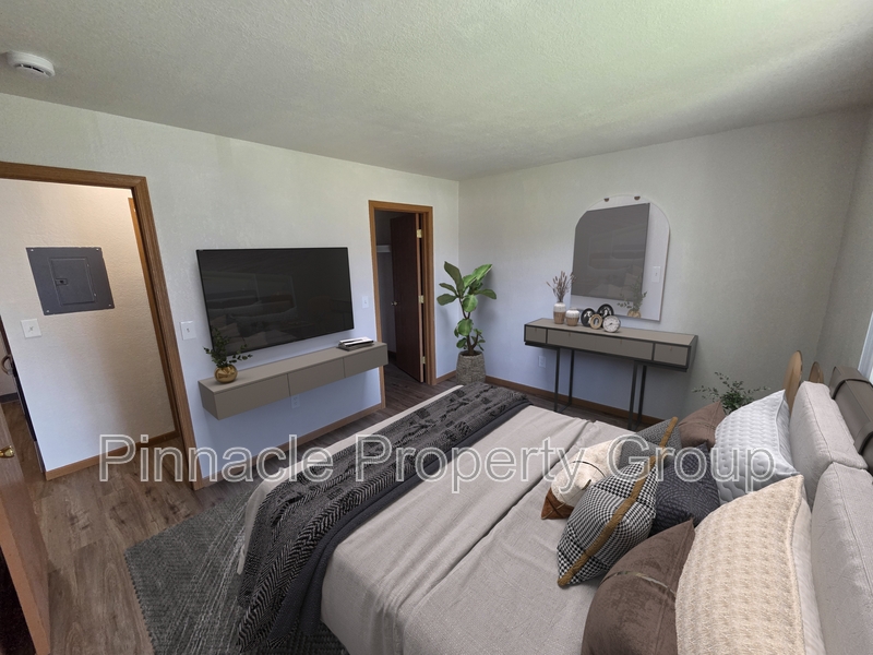 North Branch Condo: 3893 Orr Drive - 10