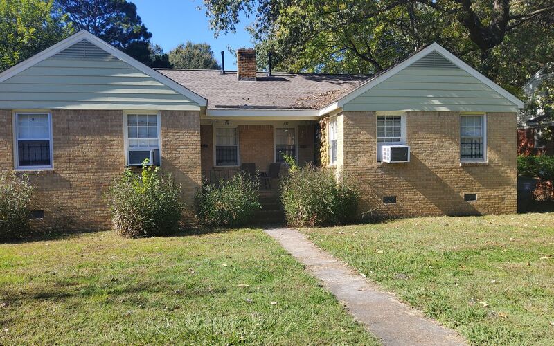 Memphis House: 157Roberta Dr